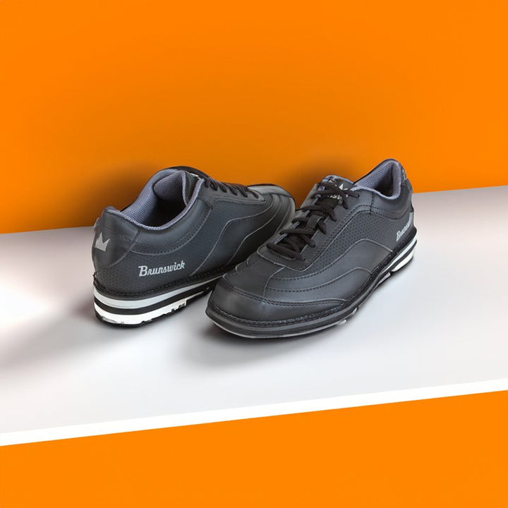 Chaussure de bowling Striker Black Rampage - Bowling Stars